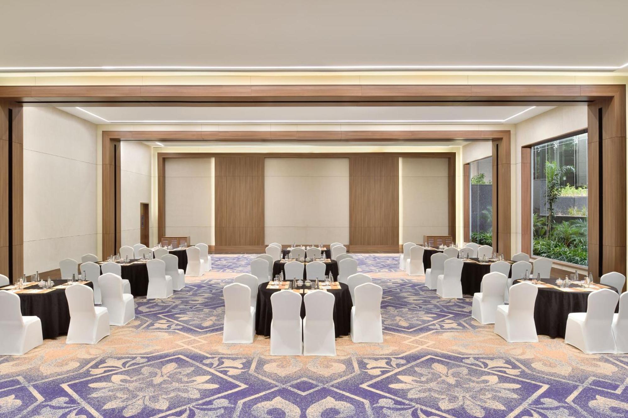 Sheraton Grand Bengaluru Whitefield Hotel & Convention Center Zewnętrze zdjęcie