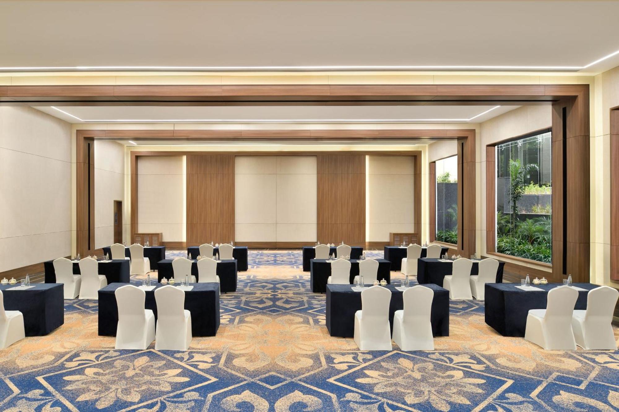 Sheraton Grand Bengaluru Whitefield Hotel & Convention Center Zewnętrze zdjęcie