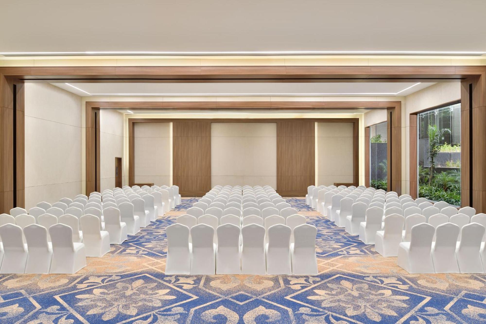 Sheraton Grand Bengaluru Whitefield Hotel & Convention Center Zewnętrze zdjęcie
